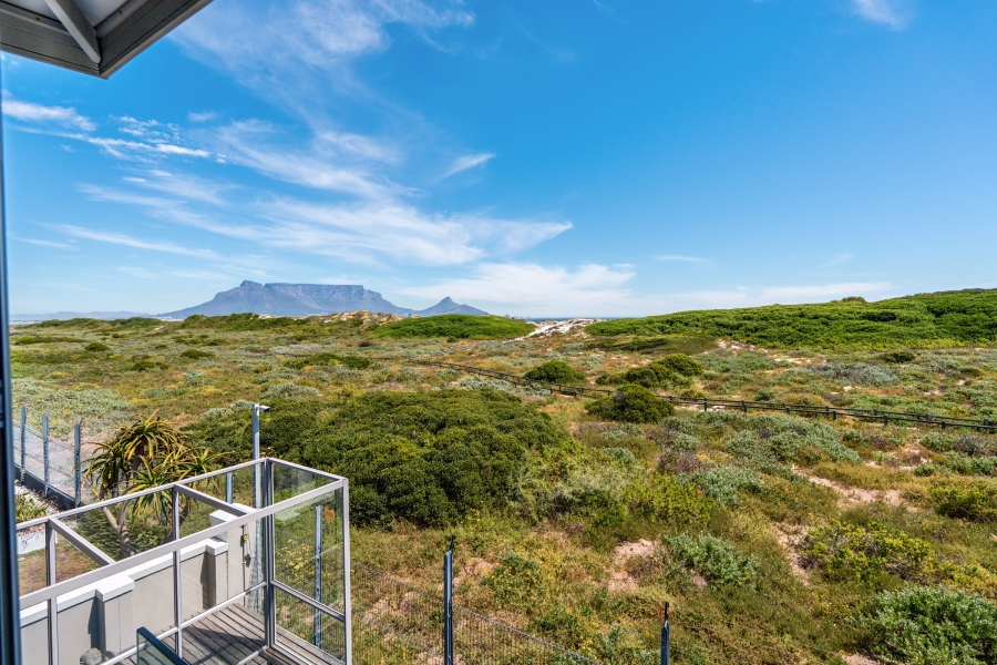 4 Bedroom Property for Sale in Sunset Beach Western Cape